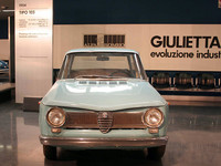 アルファ・ロメオ博物館にて。1954年の試作車「ティーポ103」。なんとFWD。