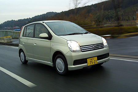 ダイハツ・ミラアヴィL 2WDV/ミラV（4AT/5MT）【試乗記】 背の低い  