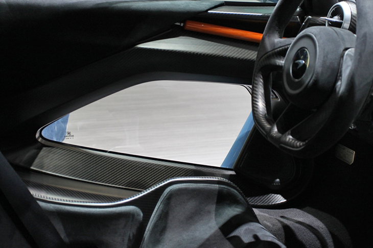 マクラーレン・セナ（インテリア）