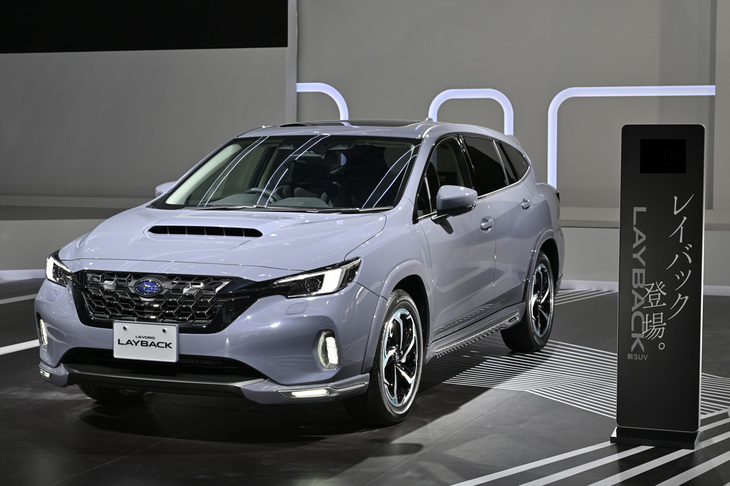 スバル・レヴォーグ レイバック（純正アクセサリー装着車）