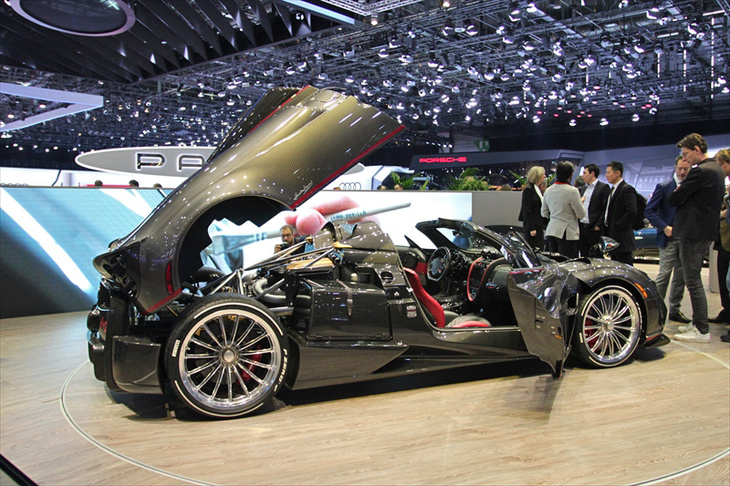 パガーニ・ウアイラSロードスター（エクステリア）