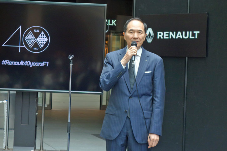 発表会であいさつに立ったルノー・ジャポンの大極 司社長。これまではAセグメントの「トゥインゴ」とBセグメントの「ルーテシア」、そして「カングー」が販売をけん引してきたが、今後は（「メガーヌ」の属する）Cセグメントでも存在感を高めていきたいと語った。