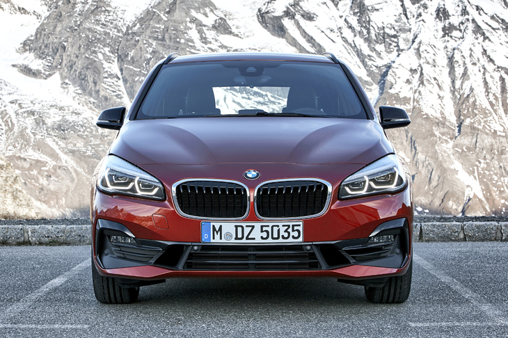 フロントまわりのデザインが変更された「2シリーズ アクティブツアラー」。