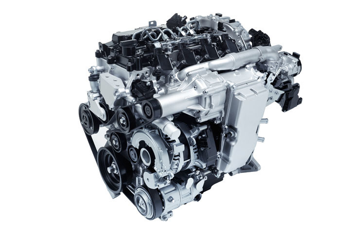 マツダ独自の燃焼方式であるSPCCI（火花点火制御圧縮着火）を採用するスカイアクティブXは、サステイナブル“Zoom-Zoom”宣言2030の一環として開発された。