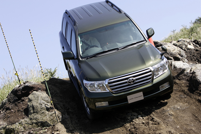 トヨタ・ランドクルーザー AX（4WD/5AT）【試乗速報】