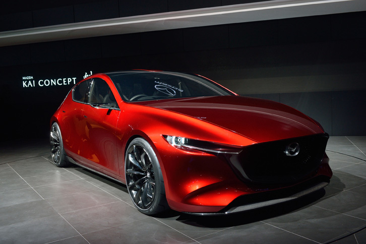 「マツダ魁コンセプト」