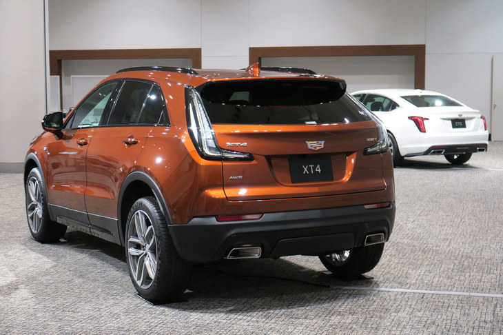 キャデラックXT4スポーツ（エクステリア）