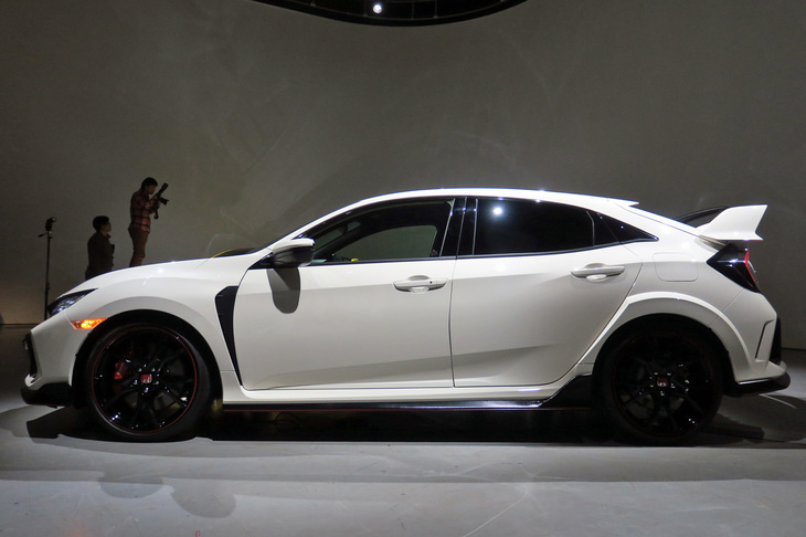 ホンダ・シビック タイプR（サイド）