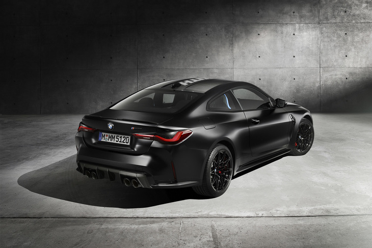 「M4コンペティション×KITH」の外装色は、マットカラーの「フローズンブラック」（写真）と「フローズンダークシルバー」「フローズンブリリアントホワイト」の3種類。