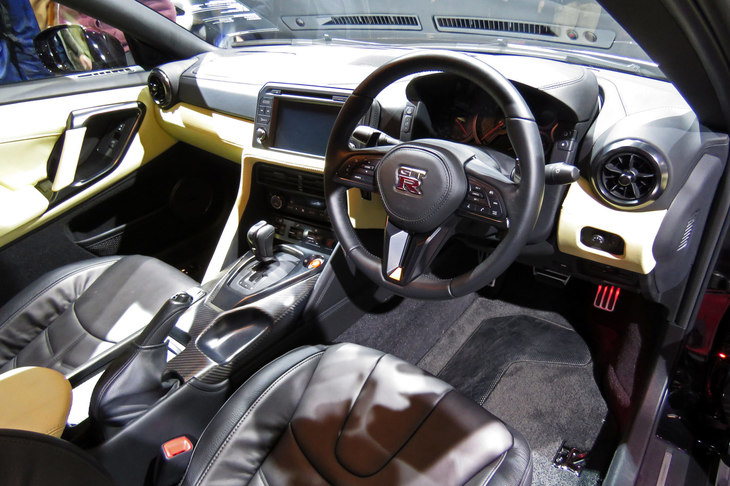 日産GT-R 大坂なおみ選手 日産ブランドアンバサダー就任記念モデル