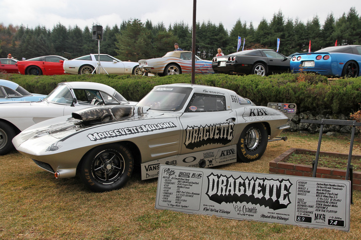 1964年C2クーペをベースにした、その名も「ドラッグベット」。0-400mのパフォーマンスは8.9秒とのこと。