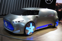 メルセデスがVISION TOKYOを世界初公開【東京モーターショー2015】