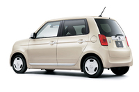 ホワイトでドレスアップした特別な「ホンダN-ONE」発売の画像