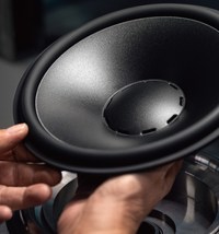 「フォルクスワーゲン・ティグアンRライン ブラックスタイル ディナウディオパッケージ」発売の画像