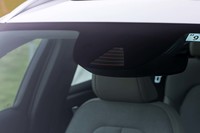 「XC40」ではボルボが「インテリセーフ」と呼ぶ歩行者、自転車、大型動物の検知機能を持つ最新の安全・運転支援装備を標準装備。2020年までに「新しいボルボ車での交通事故による死亡者ゼロ」を目指している。