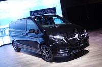 マイナーチェンジでスタイリッシュに　最新の「メルセデス・ベンツVクラス」が日本上陸【東京モーターショー2019】