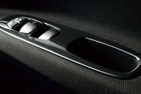 グロスブラックパワーウィンドウスイッチフィニッシャー（エアロモード専用）