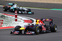 ポイントリーダーのセバスチャン・ベッテルにとっては今季ワーストGP。予選では昨年9月のイタリアGP以来となるフロントロー脱落で3位。レースではスピン、コースオフ、またブレーキトラブルなどに泣かされ、4位でフィニッシュ。トップに立つと強いが、追い上げが苦手、というベッテルの欠点が垣間見えたレースだった。（Photo=Red Bull Racing）