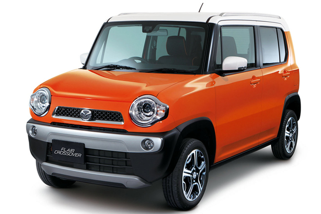 
    「マツダ・フレアクロスオーバーXS」
    