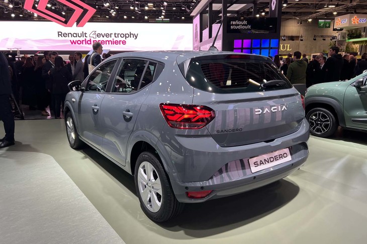 ダチア・サンデロ