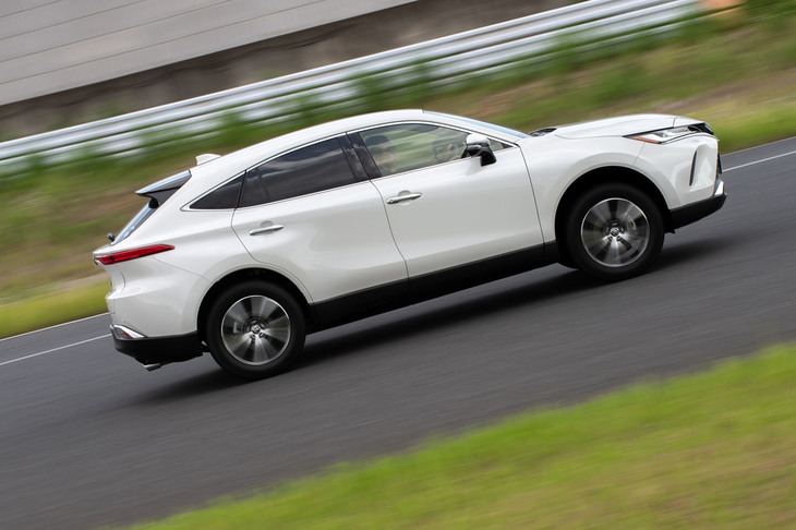 NVH関連については、ドアを閉めた時、走りだした時、そして高速走行時と、移動における各シーンで静かさを実感できるよう設計されている。