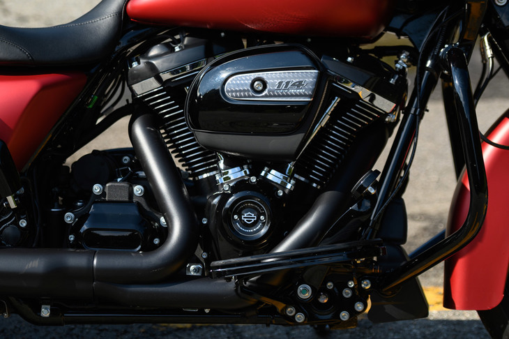 エンジンは2種類ある「ミルウォーキーエイト」の中でも排気量の大きな“114”。163Nmの最大トルクを3000rpmで発生する。