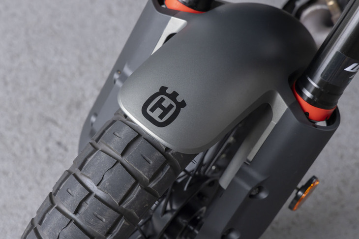 ハスクバーナ・スヴァルトピレン401