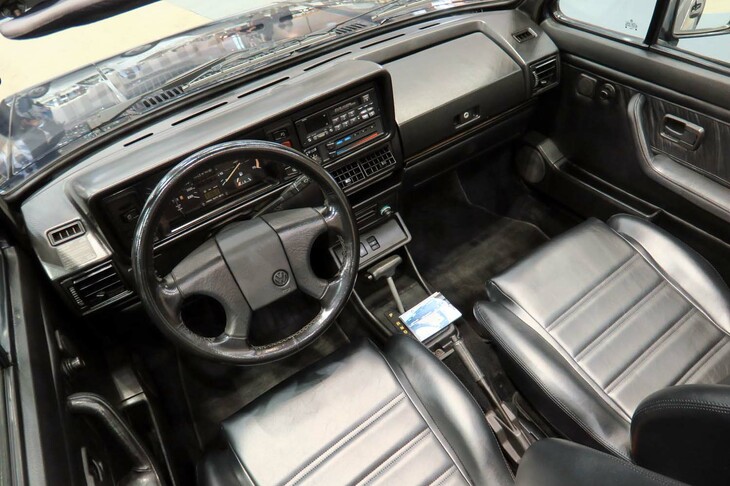 フォルクスワーゲン・ゴルフ カブリオ クラシックライン（1991年／スピニングガレージ）