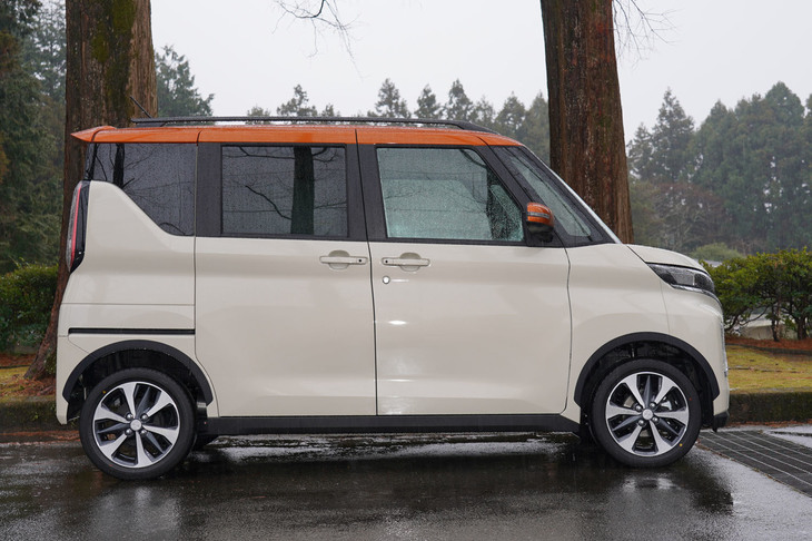 三菱eKクロス スペース（エクステリア）