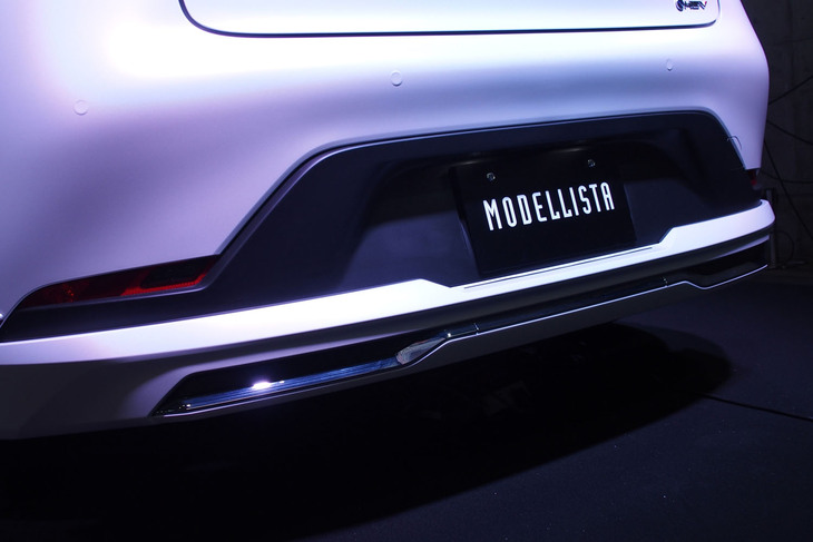 トヨタ・プリウスELEGANT ICE STYLE（リアバンパー）