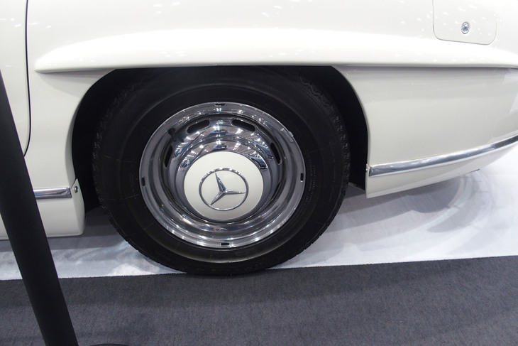 メルセデス・ベンツ300SL