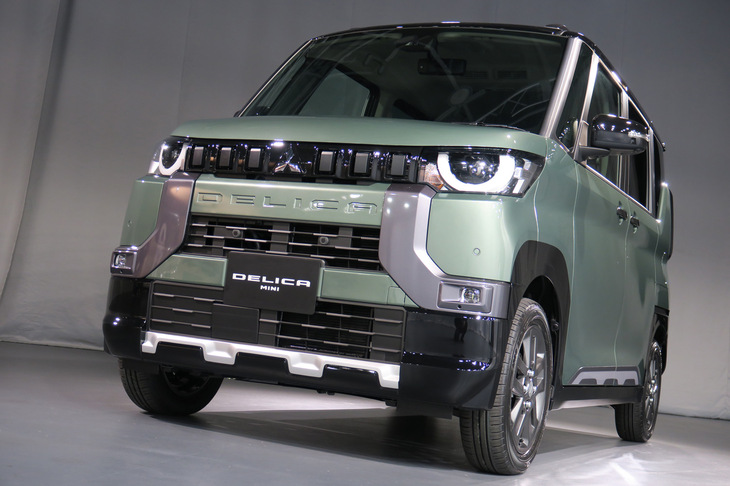 三菱デリカミニTプレミアム（エクステリア）