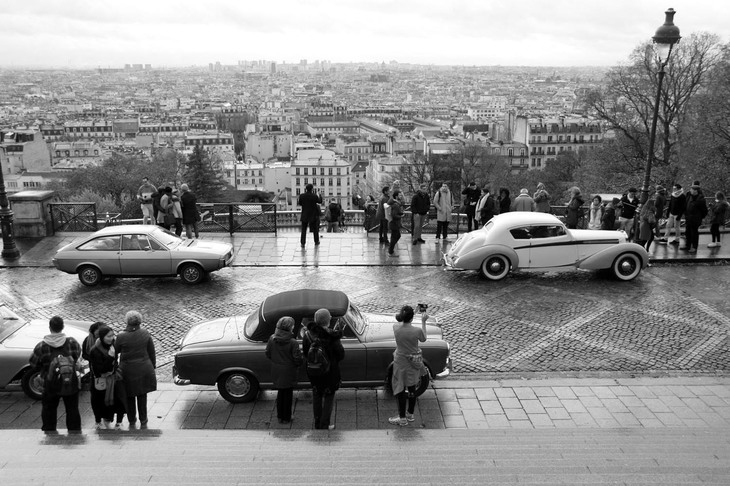 イメージ：2016年に開催された自動車イベント、ツール・ド・パリでのひとこま。