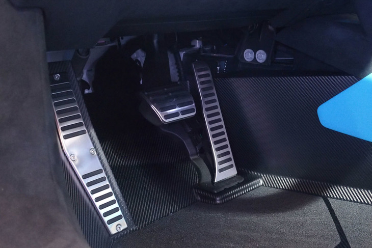 ランボルギーニ・ウラカンSTO（ペダル）