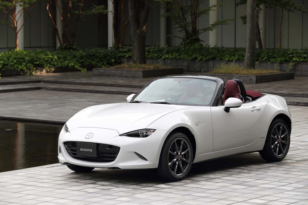 マツダ100周年特別記念車 内装 外装など54枚 画像 写真 Webcg