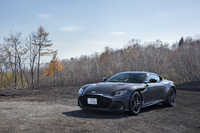 エレガントなデザインと最高出力725psのハイパフォーマンスが目を引く「アストンマーティンDBSスーパーレッジェーラ」と、生まれ変わった「ヴァンテージ」に日本国内で試乗しました。（photo：菊池貴之）