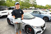 開発者の福田氏が最も印象に残ったという、ゆきさん。岡山から参加。手に持っているノベルティーのミニカーを、愛車と同じ姿にカスタムしている。