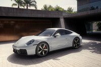 改良型「ポルシェ911カレラS」「911カレラSカブリオレ」の受注がスタートの画像