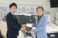 光岡自動車が俳優の西岡徳馬とアンバサダー契約を締結の画像