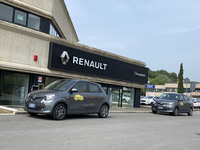 同じルノー販売店で。2020年5月に撮影。