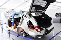 「ワゴン価値の追求」も新型「レヴォーグ」のセリングポイントのひとつ。ハッチゲート開口部の幅や高さが拡大されている。