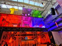 スウェーデンの家具ブランド「イケア」のベースは、例年どおりデザイン街区トルトーナ。毎晩DJをフューチャーした賑やかなパビリオンを展開した。