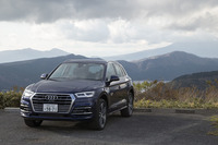 8年ぶりにフルモデルチェンジされた、アウディの売れ筋SUV「Q5」。「MLB evo」と名付けられた、縦置きエンジン用の最新プラットフォームが採用されている。