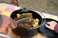 「アウトドアを楽しむ上では、地のもの、旬のものを味わうことも大事」というのが田中ケンさんの持論なのだ。