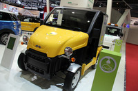 近年リジェがフランス郵便に納入実績をあげているマイクロEV「ビーサン」。