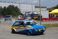 ラリーカー・ショーで走る「フィアット・リトモ」。