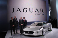 「ジャガーC-X75」