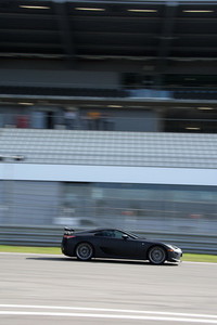 レクサスLFA プロトタイプ（FR/6AT）【海外試乗記】の画像