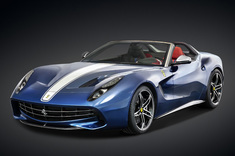 新型フェラーリ「F12ベルリネッタ」登場 【ニュース】 - webCG