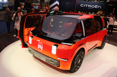 毎年恒例の「レトロモビル」を大矢アキオが取材。古くて新しいヒストリックカーの祭典をリポートする。